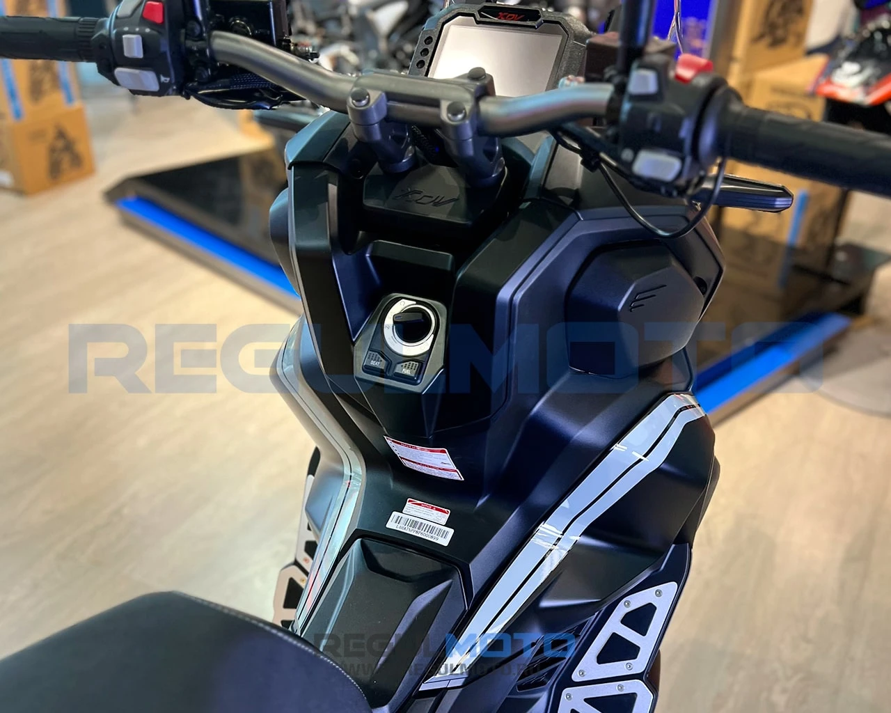 Скутер REGULMOTO XDV ADVENTURE 300CC EFI — изображение 10